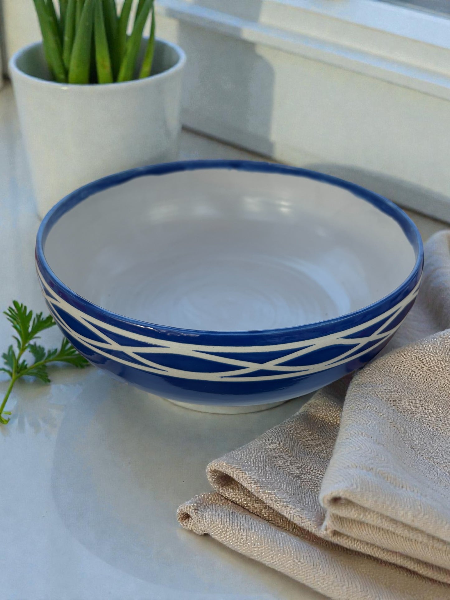 Coastal Lattice Serving Bowl